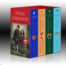 Outlander Boxed Set: Outlander, Dragonfly in Amber, Voyager, Drums of Autumn